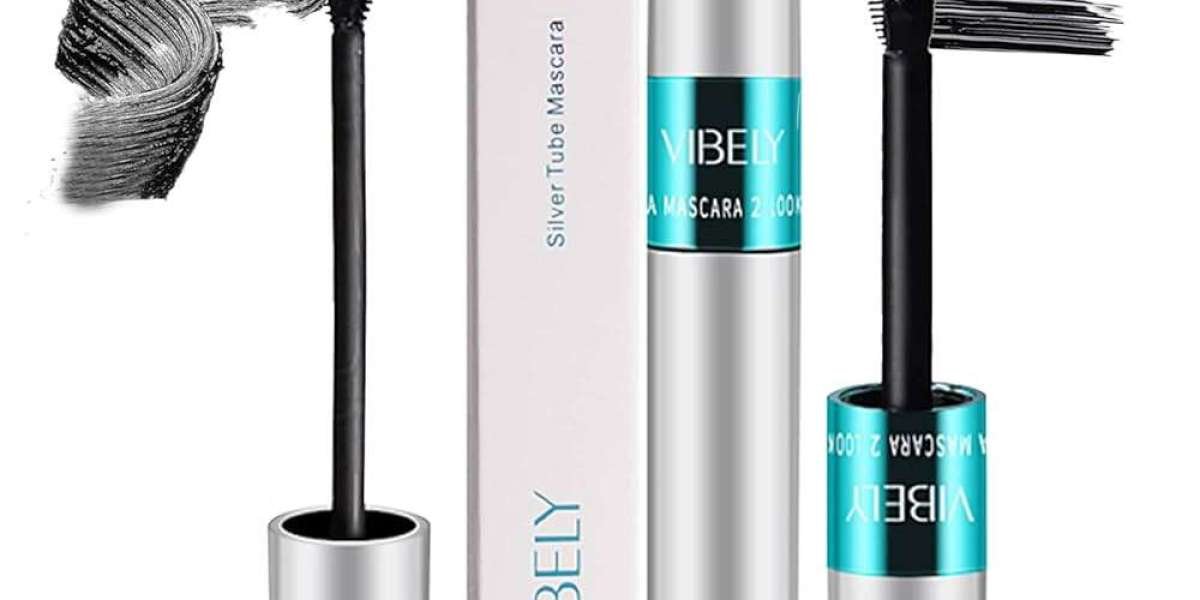 Three Vibely Mascara Secrets You Never Knew