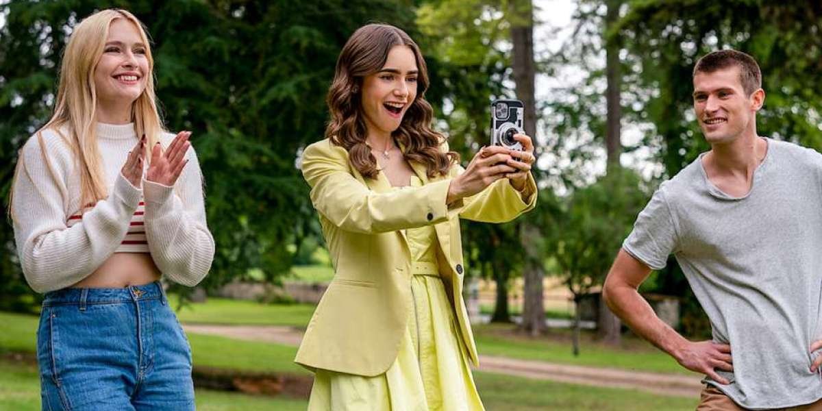 Emily in Paris Season 4 – Plot, Fashion & Spoilers