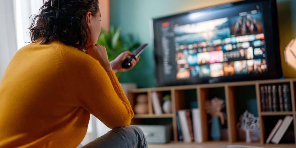 15 Of The Most Popular Celexon motorized screen Expert 300x169 Bloggers You Should Follow