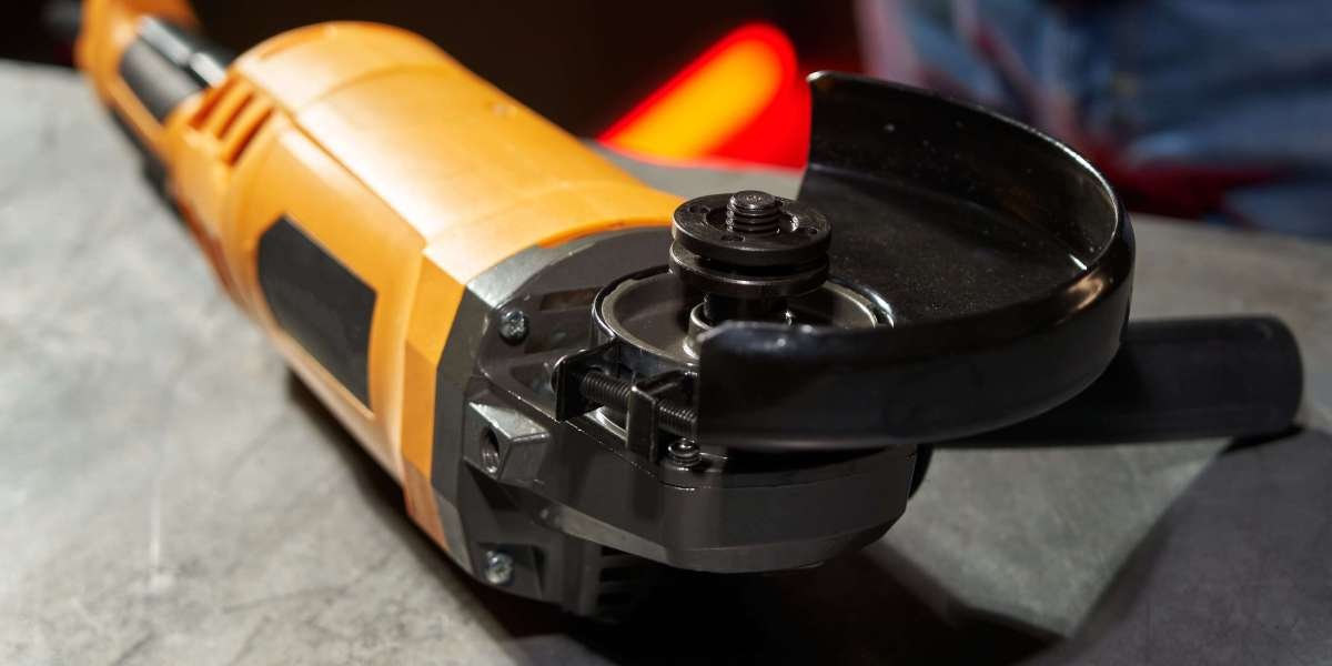 Five Qualities That People Search For In Every Cordless Impact Wrench Offer