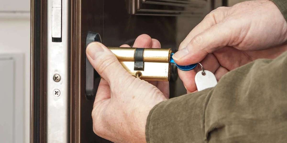The 10 Scariest Things About Bolt Lock Replacement