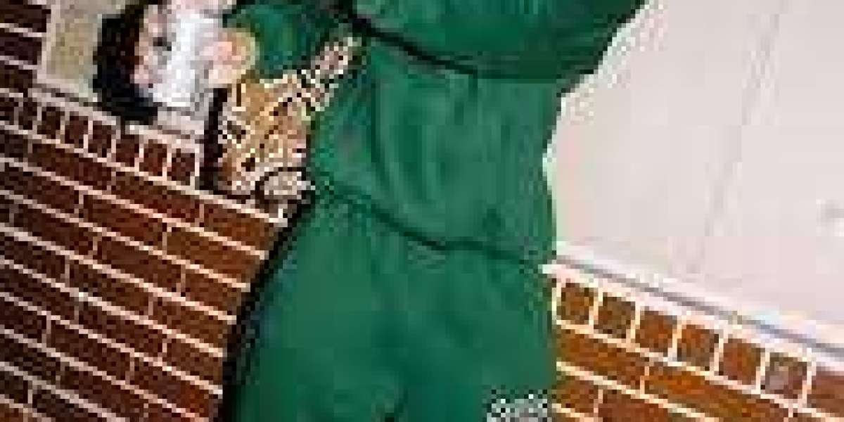 New Year Fashion Focus: Adwysd Joggers & Syna World